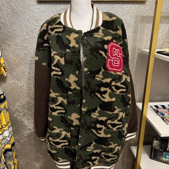 Camo Varsity Bomber Jacket - Picture 7 of 8